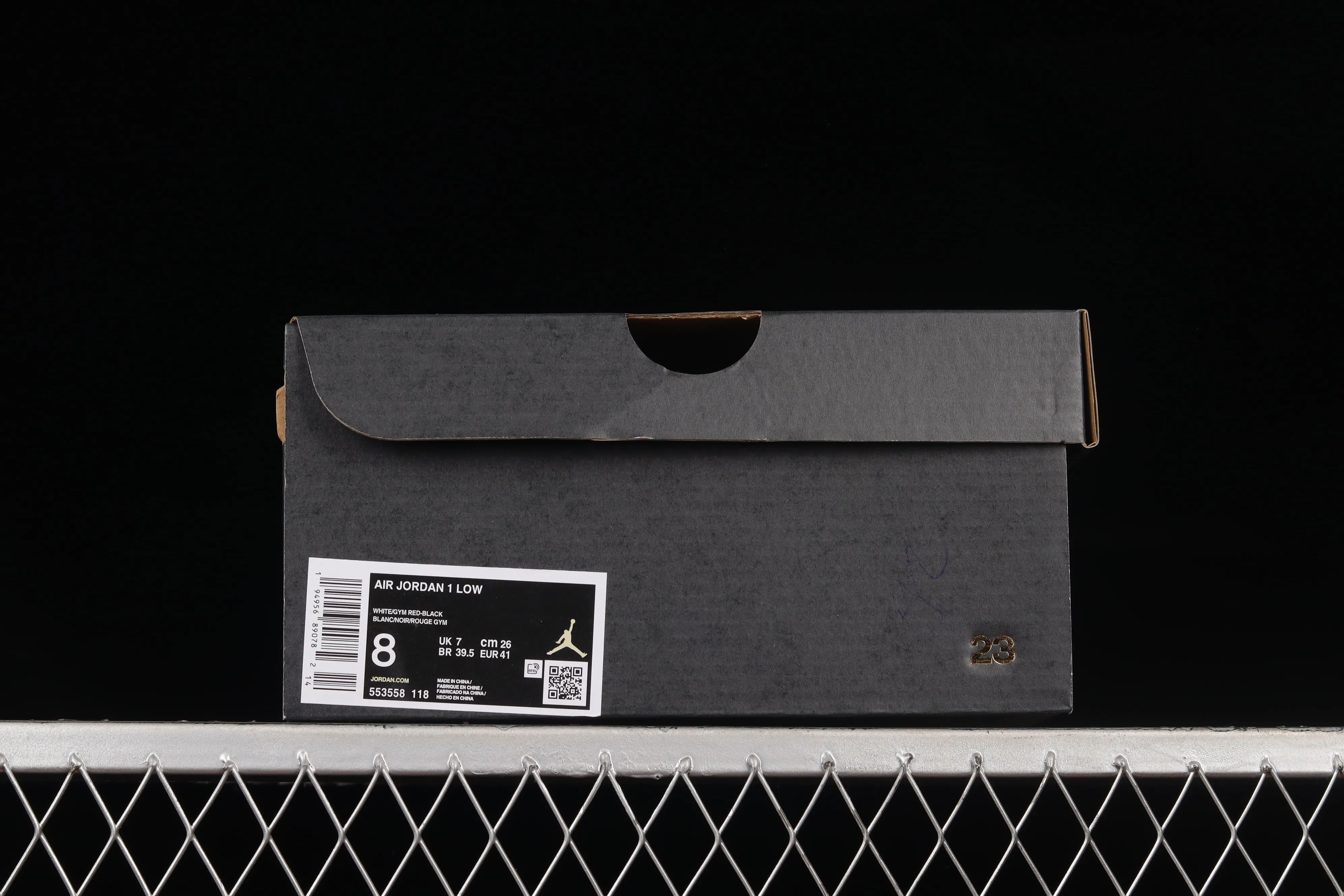 All categories Air Jordan Jordan series basketball shoes Air Jordan 1 Low Z version Air Jordan 1 Low AJ1 Joe 1 customized version Vibe flavor deconstruction Sports culture basketball shoes 553558-118